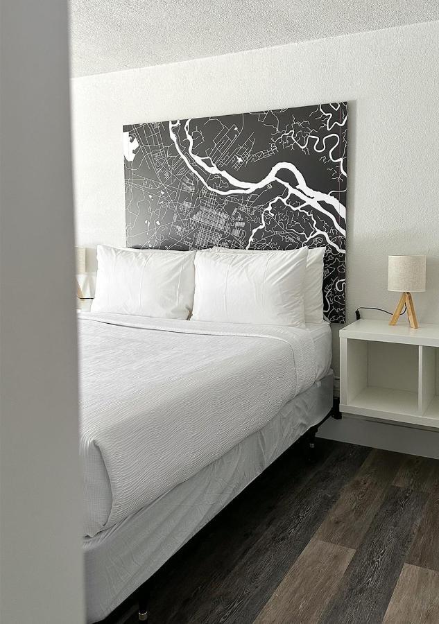 Golden Isles Inn & Suites Brunswick Ngoại thất bức ảnh