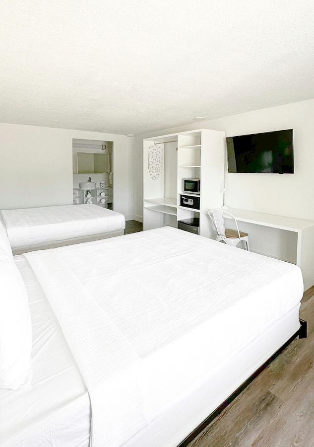 Golden Isles Inn & Suites Brunswick Ngoại thất bức ảnh