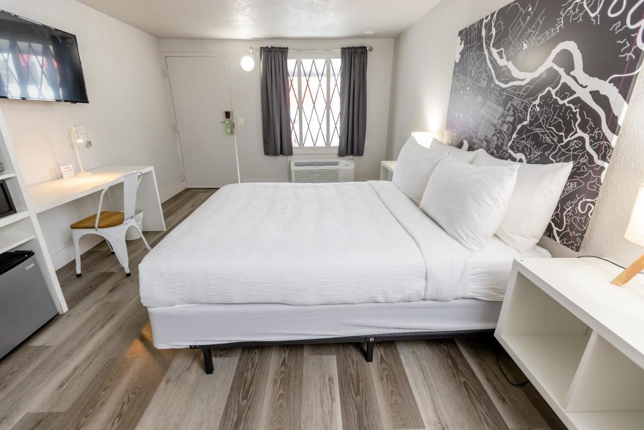 Golden Isles Inn & Suites Brunswick Ngoại thất bức ảnh