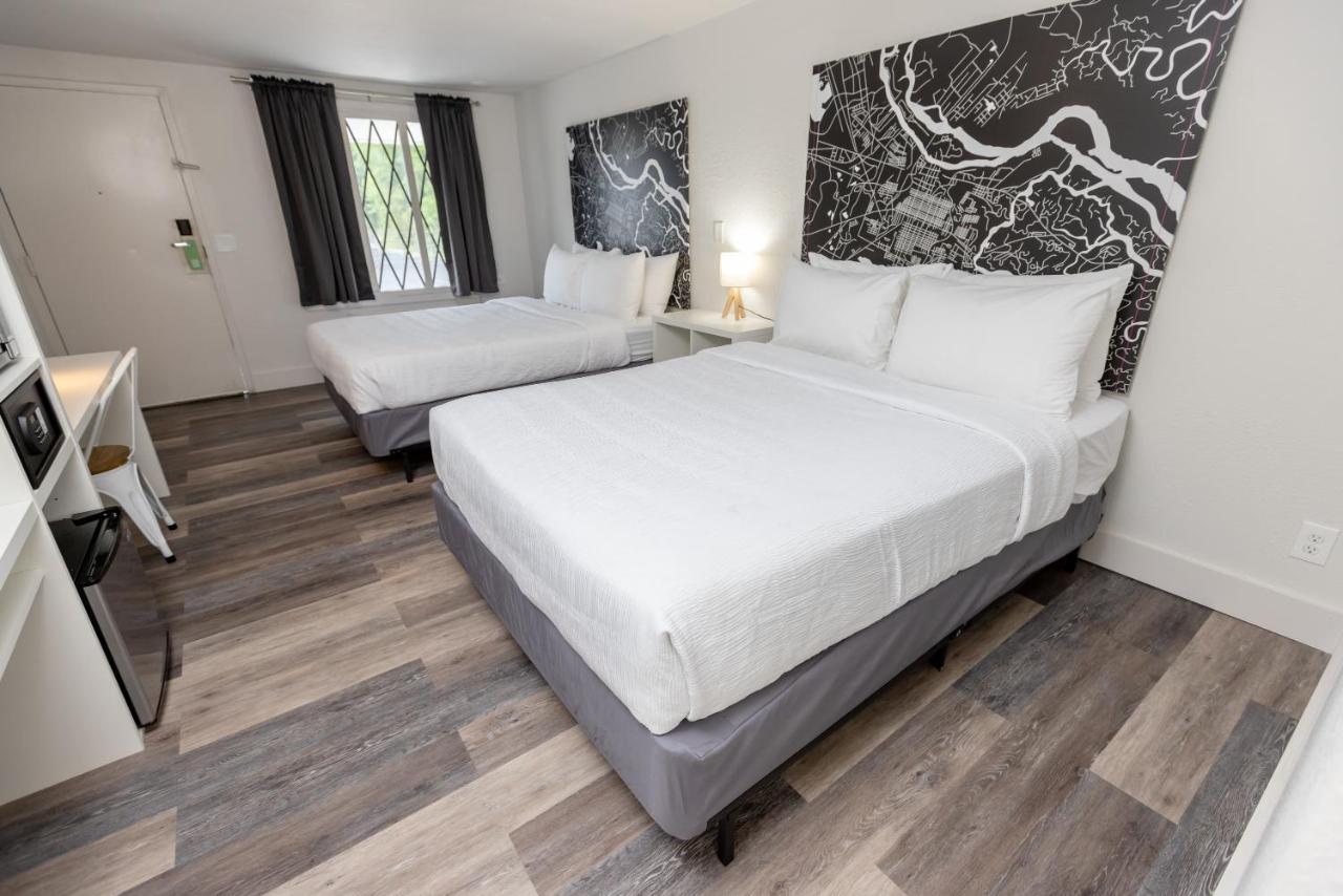 Golden Isles Inn & Suites Brunswick Ngoại thất bức ảnh
