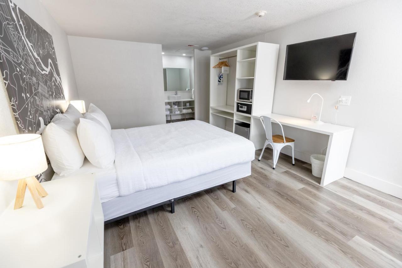 Golden Isles Inn & Suites Brunswick Ngoại thất bức ảnh