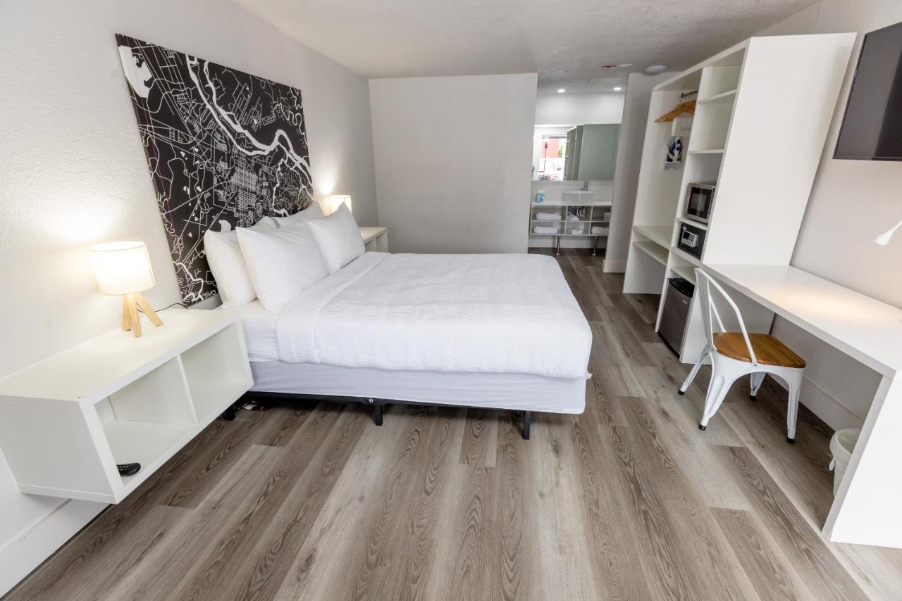 Golden Isles Inn & Suites Brunswick Ngoại thất bức ảnh