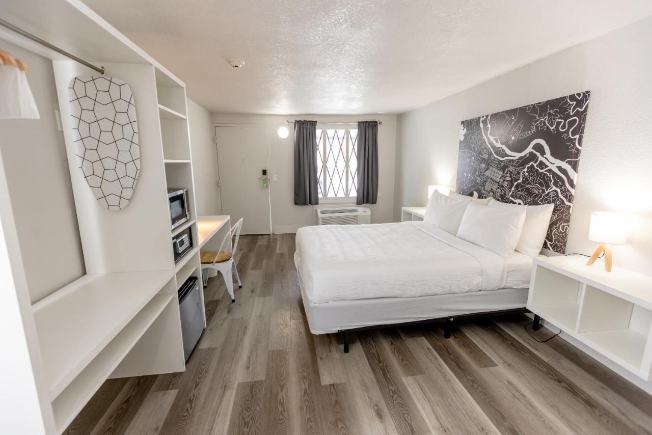 Golden Isles Inn & Suites Brunswick Ngoại thất bức ảnh
