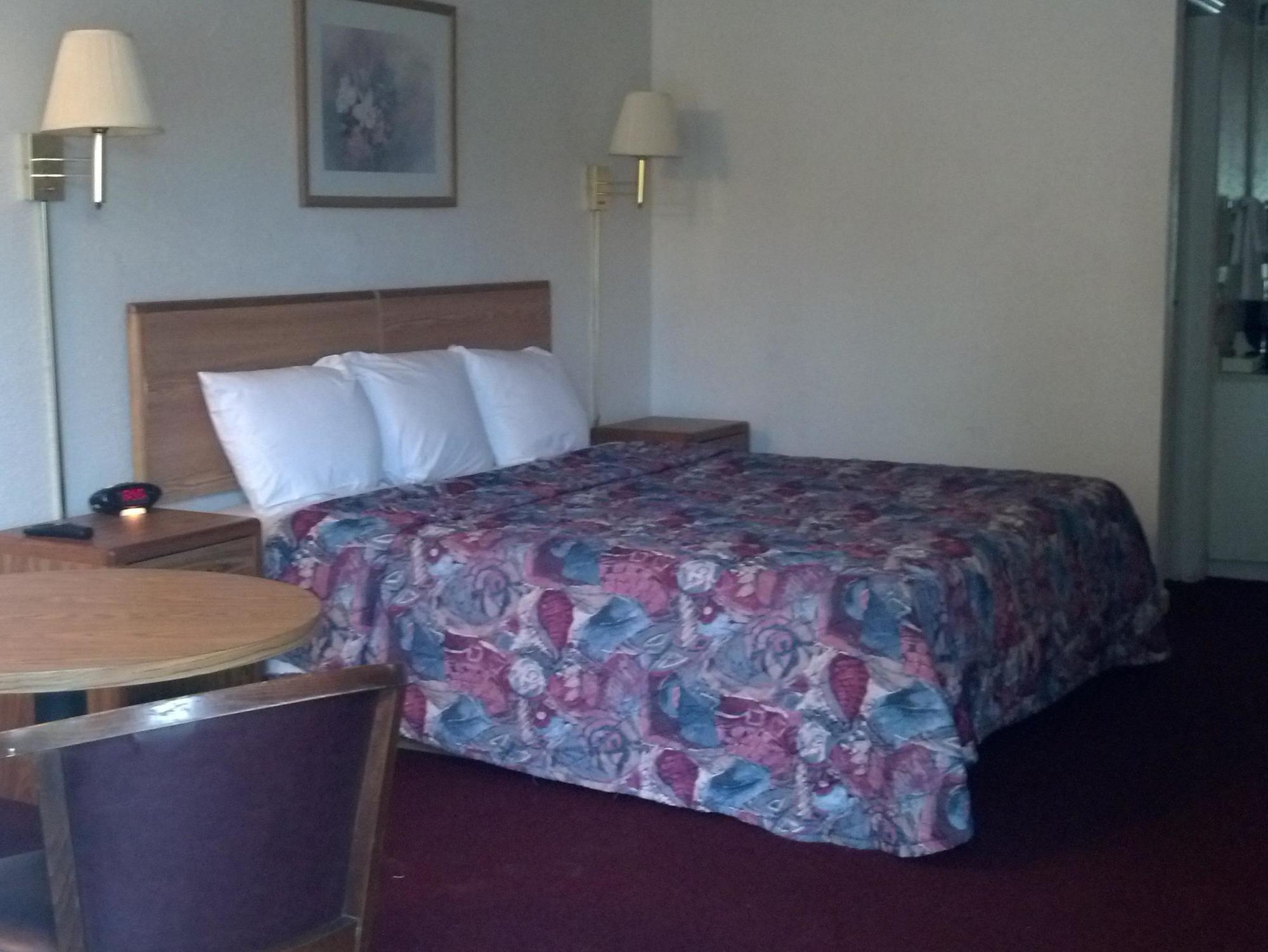 Golden Isles Inn & Suites Brunswick Ngoại thất bức ảnh